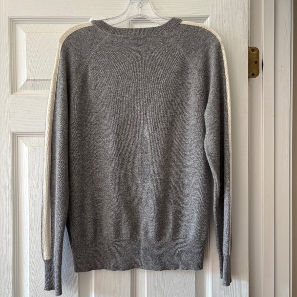 Theory Gray Athletic Stripe Crew Long Sleeve 100% Cashmere Sweater Size S - Picture 2 of 14